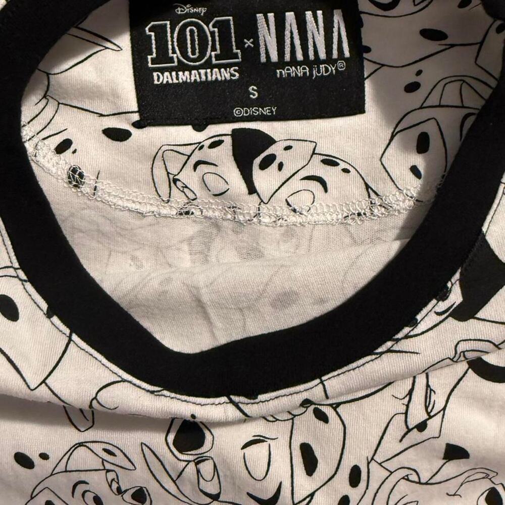 Disney Dalmatians x Nana shirt Oversized Size small - Picture 4 of 5